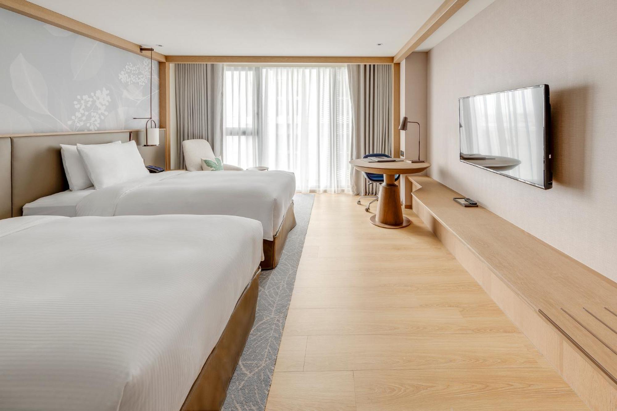 Doubletree By Hilton Taipei Zhongshan Extérieur photo