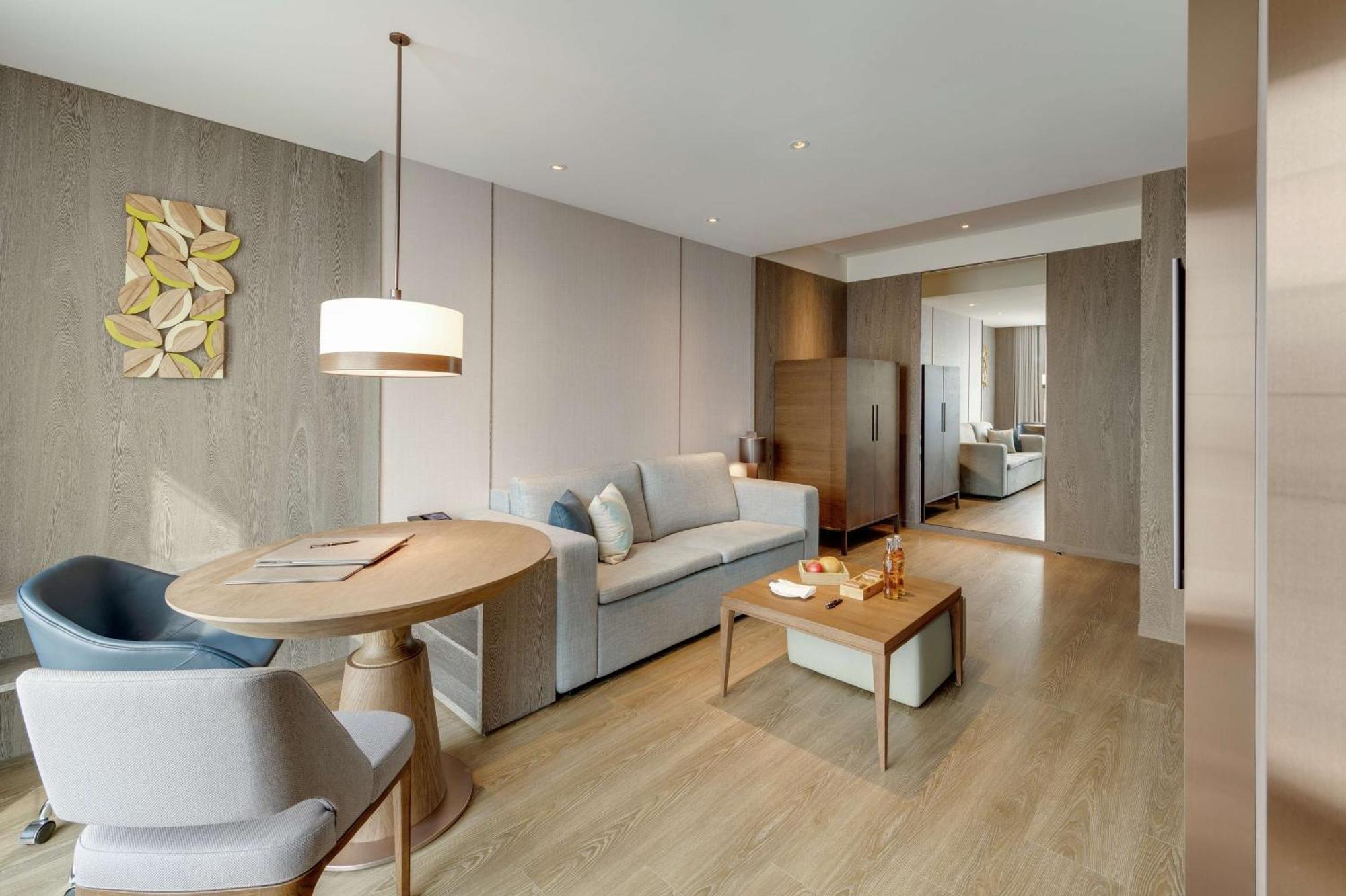 Doubletree By Hilton Taipei Zhongshan Extérieur photo