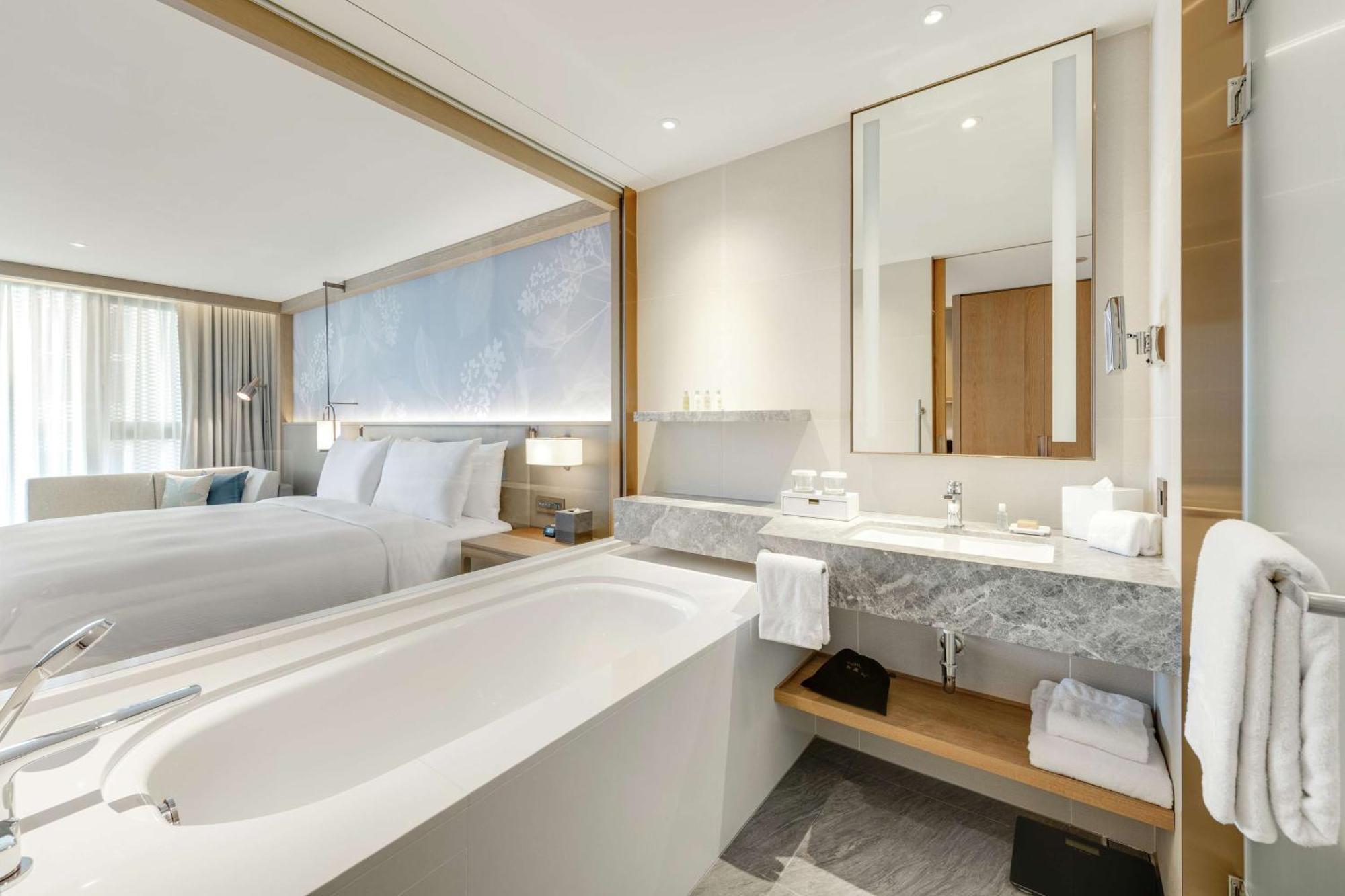 Doubletree By Hilton Taipei Zhongshan Extérieur photo